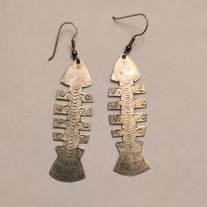 Vintage Silver Tone Fishbone Earrings